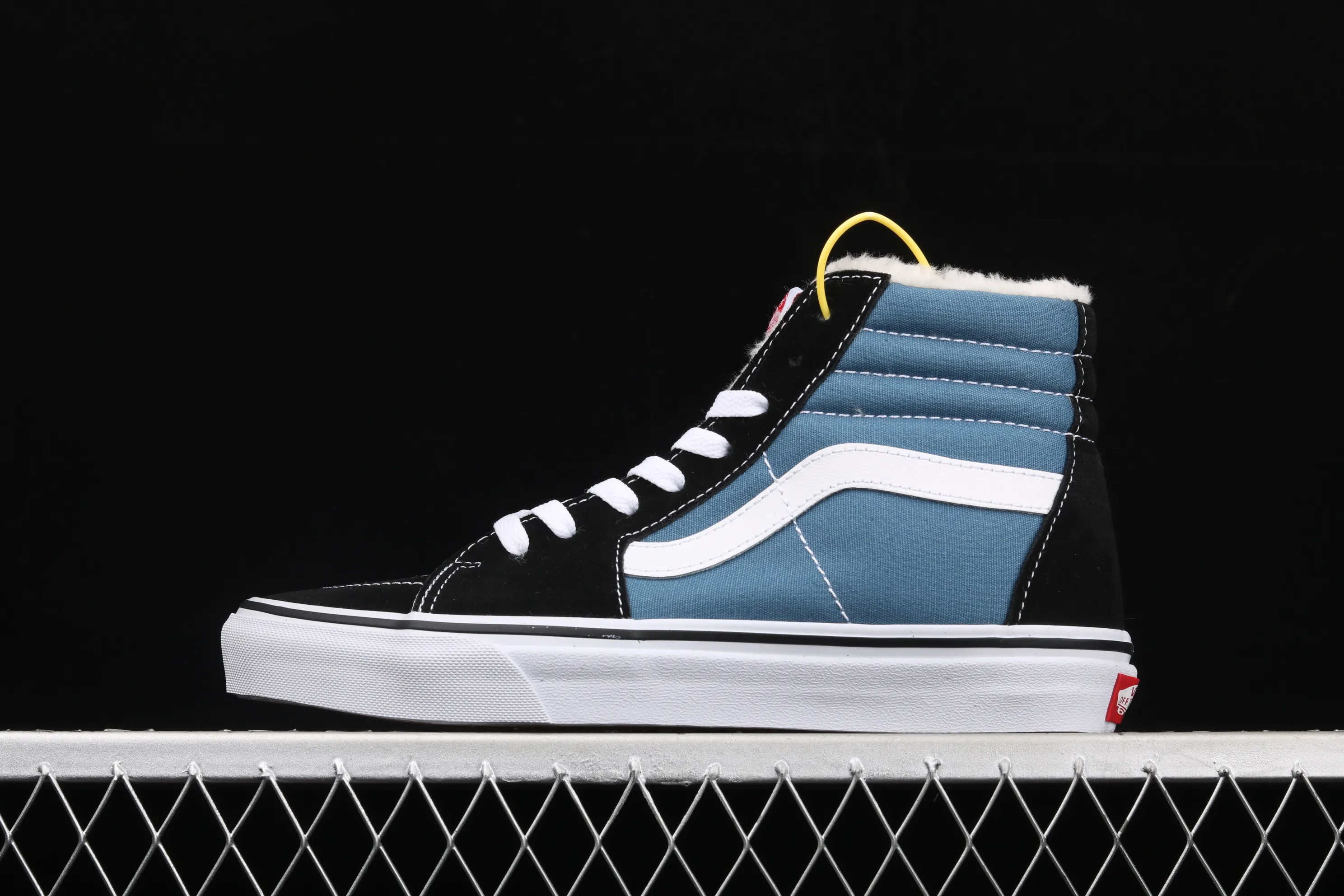 All categories Vans Vans series Vans Hi Vans high-top plus velvet Vans SK8-Hi classic series navy blue high-top casual sneakers VN000D5INVY